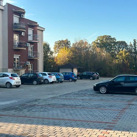 Imperia Apartments Vrnjačka Banja Exteriör bild