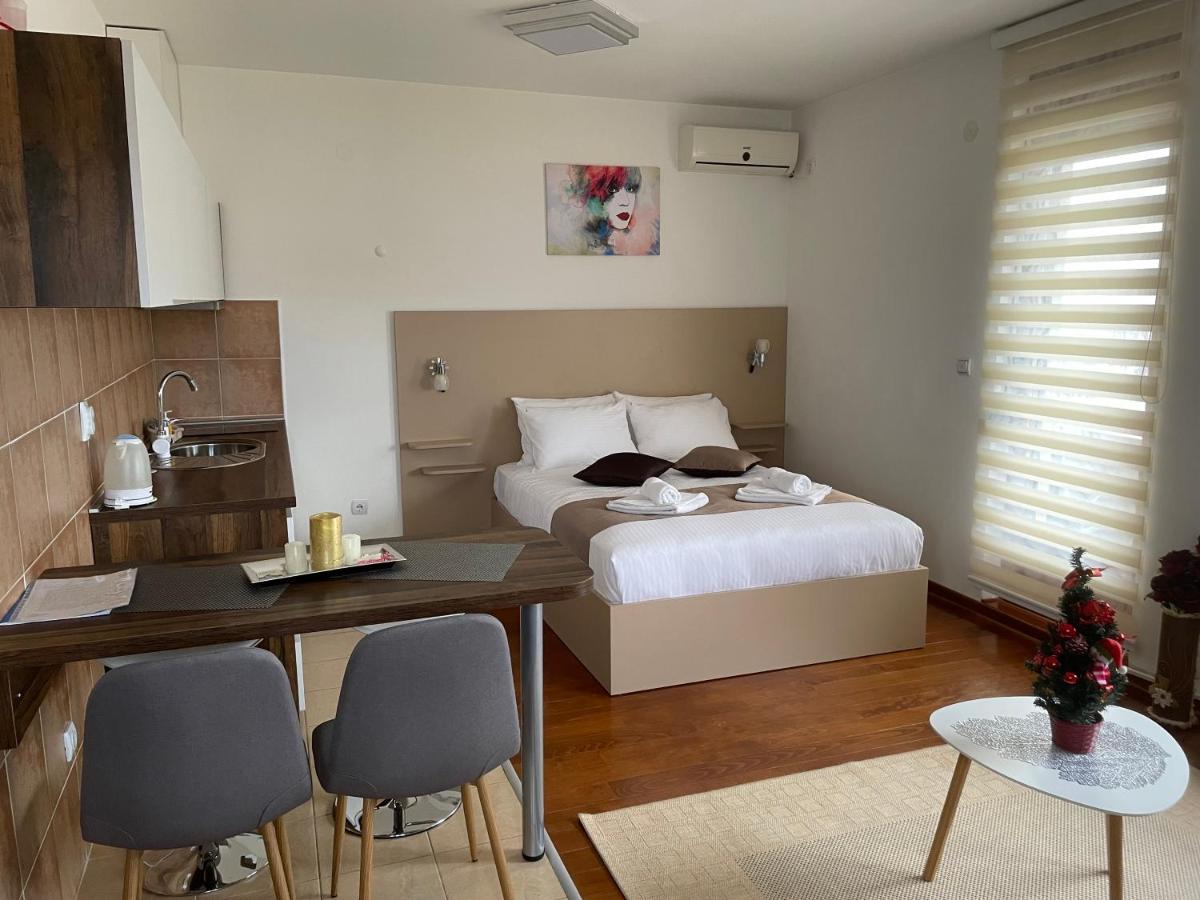 Imperia Apartments Vrnjačka Banja Exteriör bild